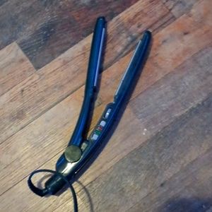 Conair Hair Straightener